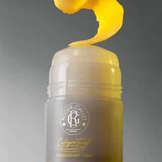 Cologne Twist Desodorizante Sólido